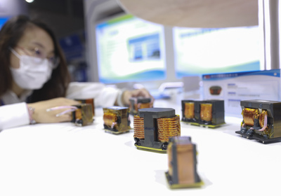 全國350家企業(yè)來渝共謀半導體產(chǎn)業(yè)未來發(fā)展